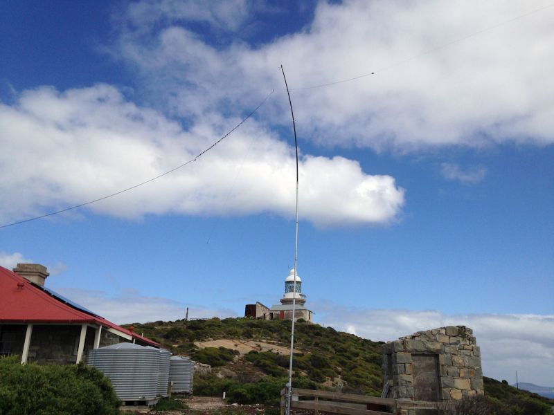 Breaksea Island VK5MAV/6 VK5CE/6 G5RV Antenna