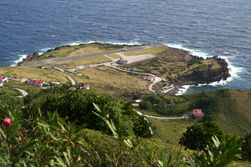 Saba Island PJ6/NM1Y DX News Airport