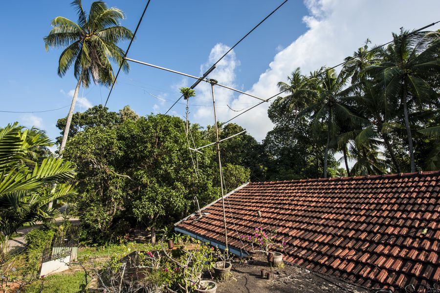 Sri Lanka 4S7NE Antennas of 4S7NE are home-made, one directional Yagi and assorted wires among the trees.