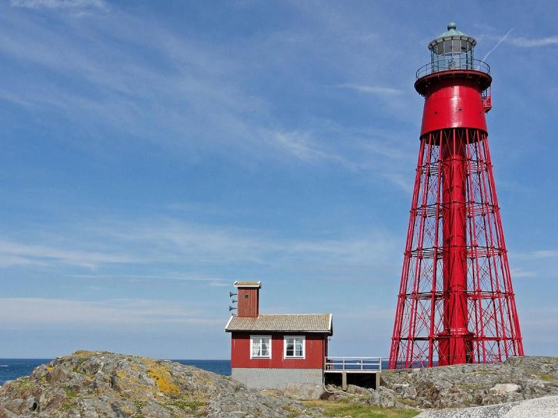 SF150PN Peter Noster Lighthouse, Bohuslan Archipelago, Sweden. King River DX Group.