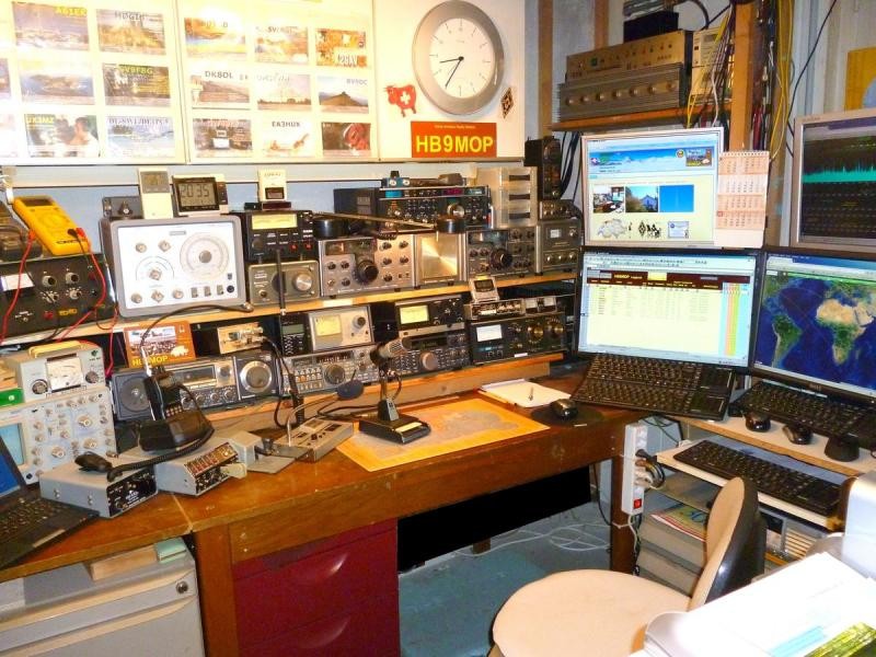 HB90MOP Marcel Maillard, Grenchen, Switzerland. Radio Room Shack.