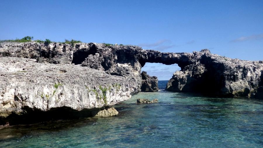 V25RA Antigua and Barbuda Devil’s Bridge/Hell's Gate Antigua