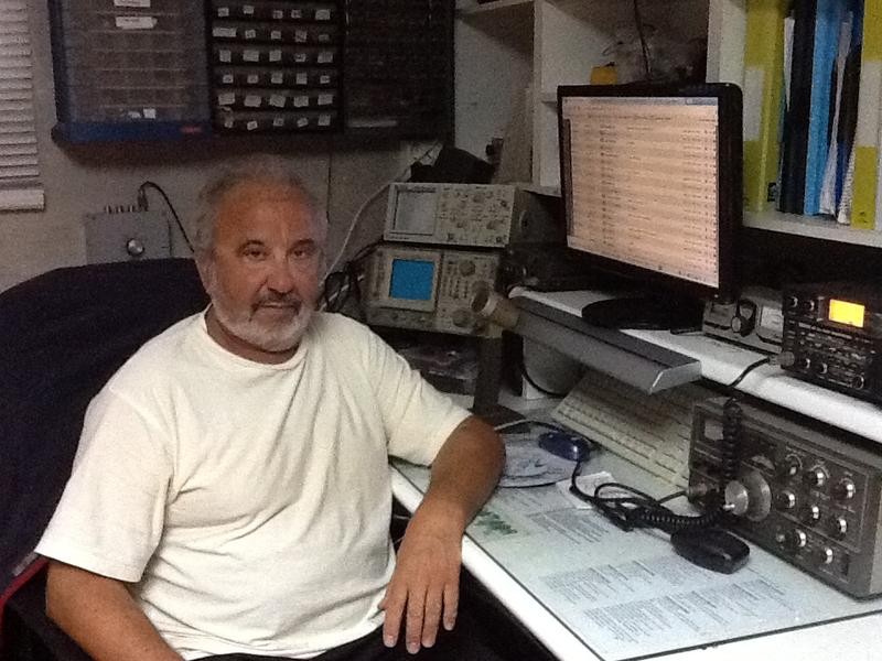 AM770AQR Luis Granado Gutierrez, San Roque, Cadiz, Spain. Radio Room Shack.