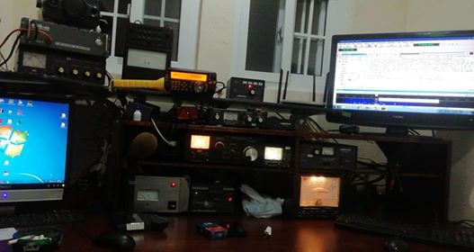 HR1R Rudy Breve, Tegucigalpa, Honduras Radio Room Shack