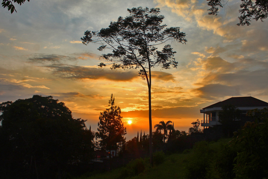8A1STAYHOME Sunset, Bandung, Indonesia