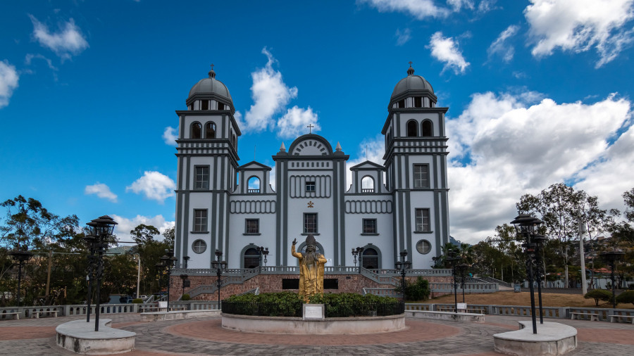 HQ1JBR Basilica de Nuestra Senora De Suyapa, Tegucigalpa, Honduras