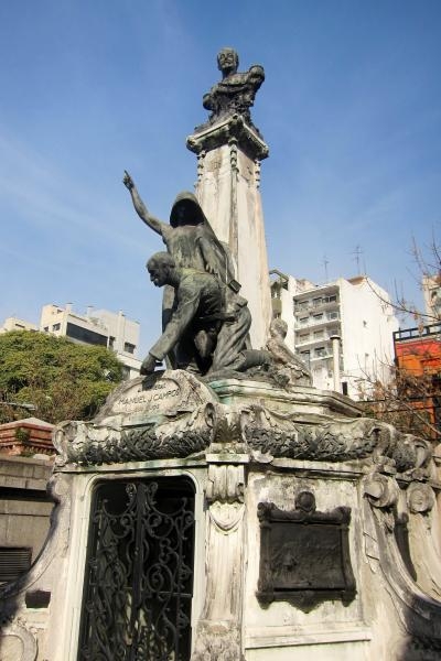 LU4AAO/A QRM Belgrano Radio Club Cementerio de la Recoleta - tumba de General Manuel J. Campos, Buenos Aires, Argentina