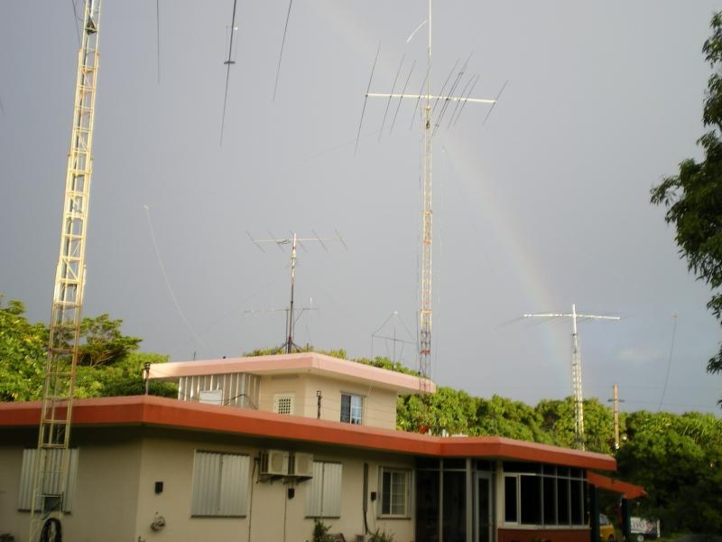 KH2JU Guam Island Antenna and Rainbow