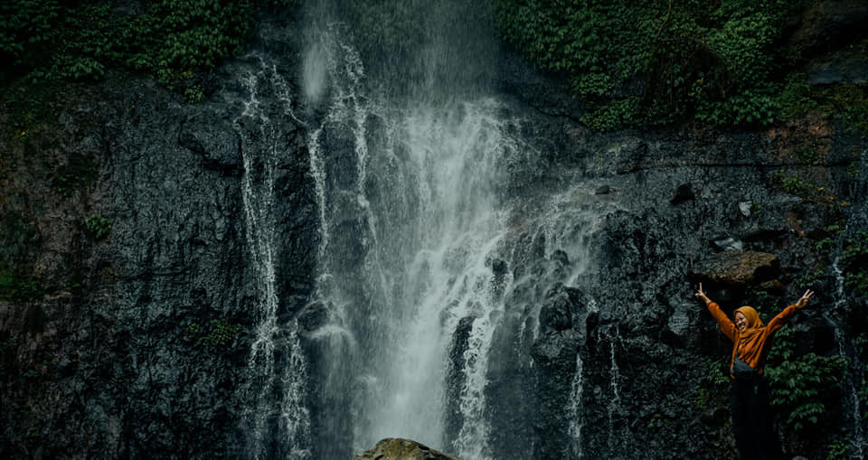 YC2TFB/P Curuglawe Secepit Waterfall, Indonesia