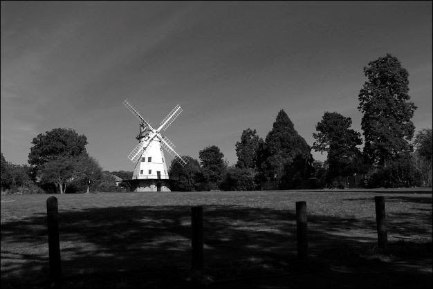 GB4UW Upmister Windmill, England