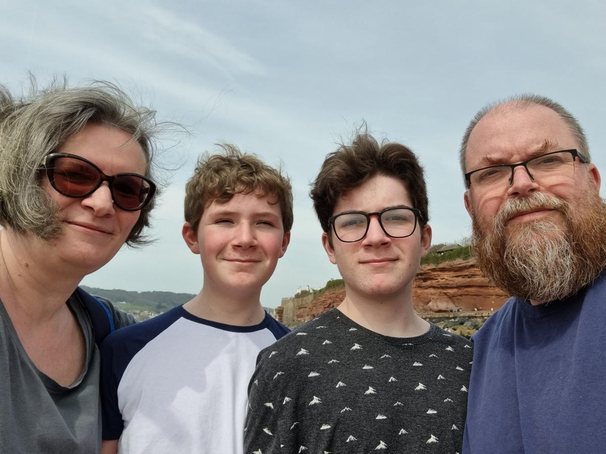 2Q0VCG 2E0VCG/70 Basingstoke, England