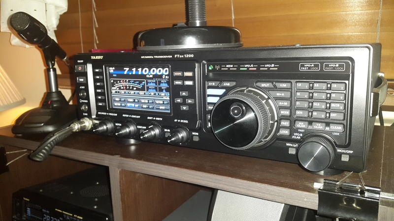 HP1RY Panama DX News Radio Room Shack