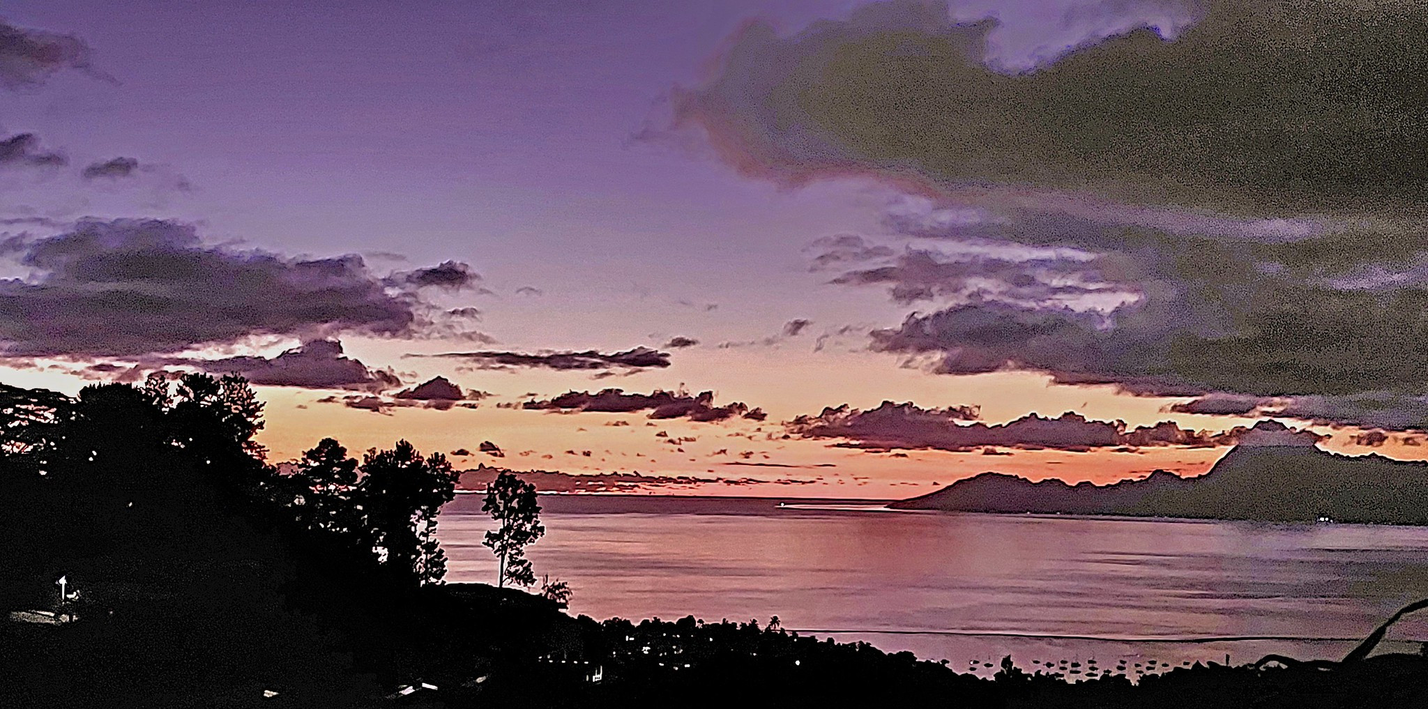 FO/N1DG Sunset Tahiti Island