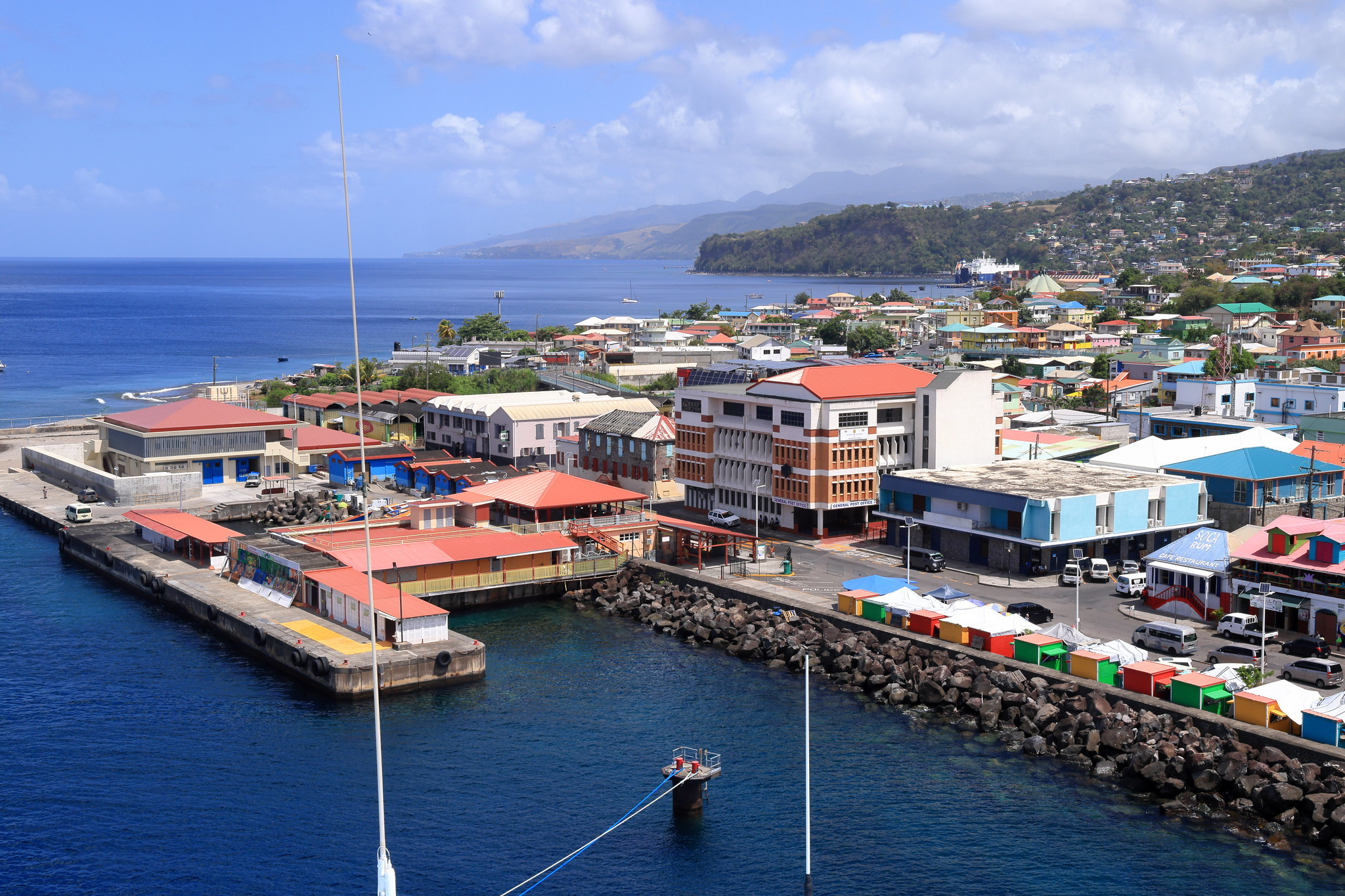 J73GCG Dominica Island