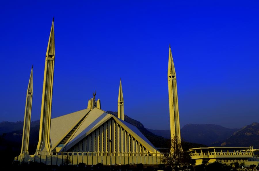 AP2HA Faisal Mosque, Islamabad, Pakistan. DX News