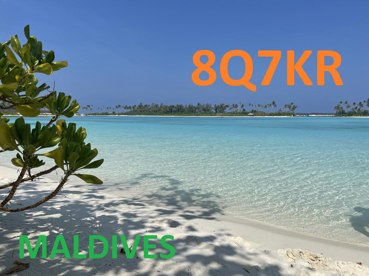 8Q7KR Joy Island, Maldive Islands QSL Card