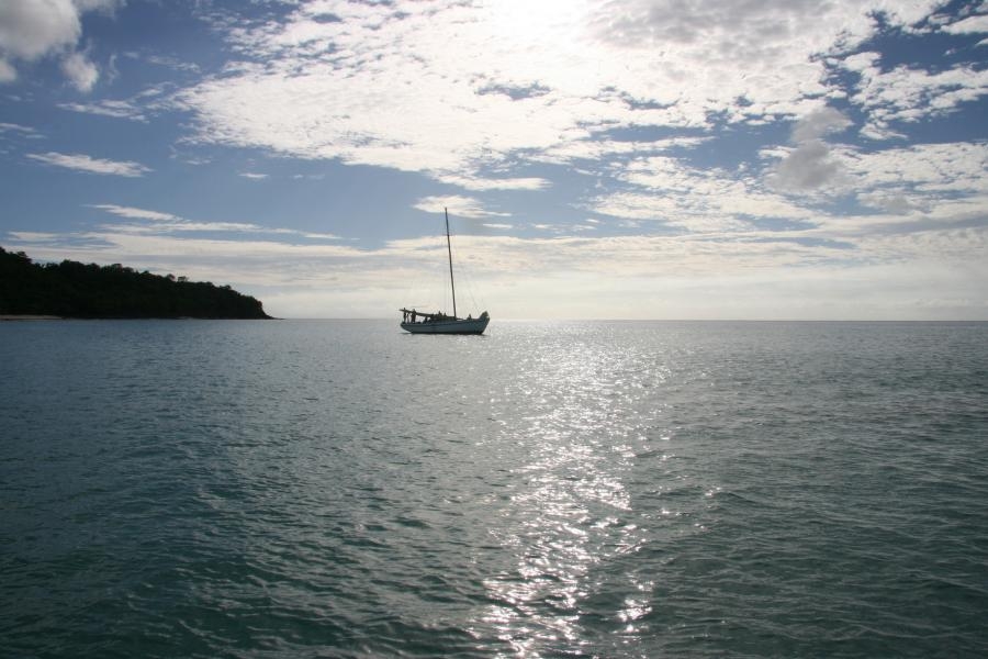 V26NY Antigua Island