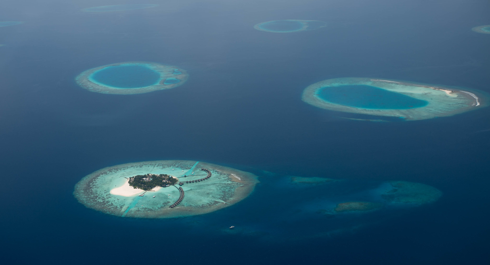 8Q7JH Thulhagiri Island 8Q7JH Thulhagiri Island