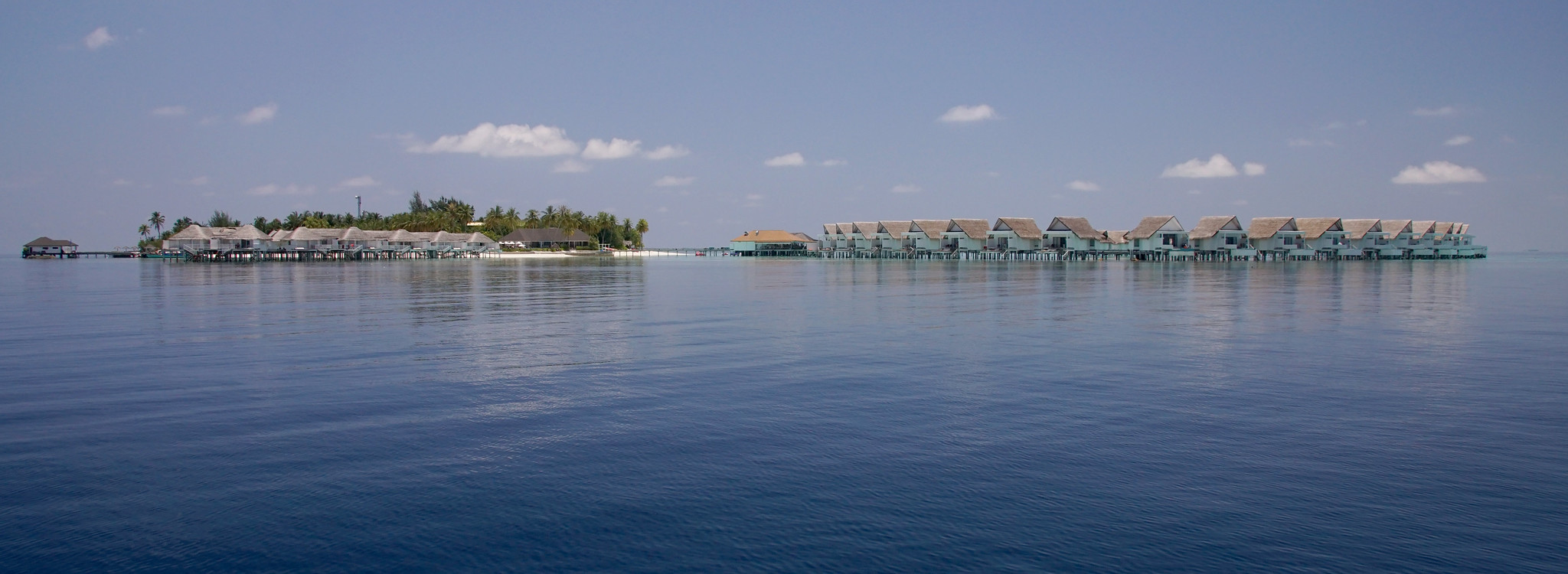 8Q7RW Centara Island 8Q7RW Centara Island