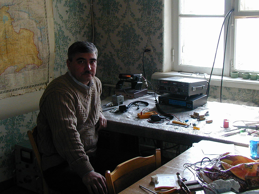 EY7AF Eduard Kurbanov, Chkalovsk, Tajikistan