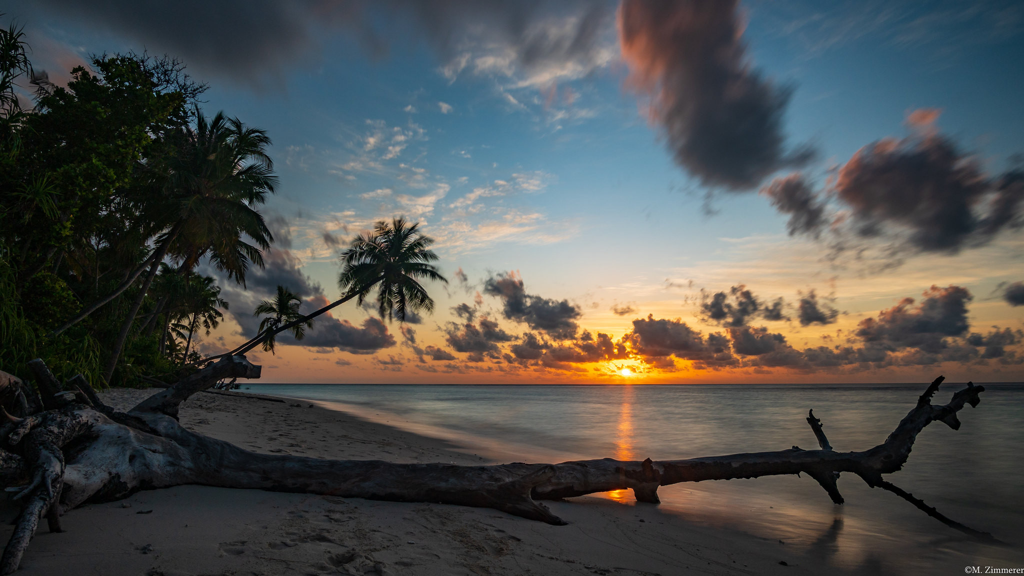 8Q7NF Maldive Islands 8Q7NF Maldive Islands