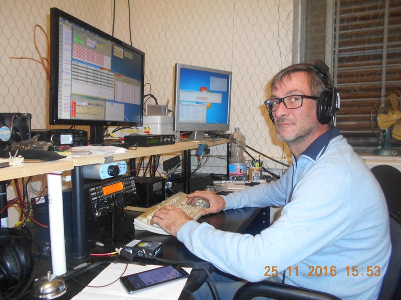 IK2WAT/IT9 Sicily Island Radio Room Shack IB9T Contest Station