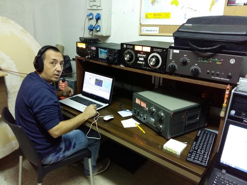 C32JK Xavi Garcia, Andorra. Radio Room Shack.