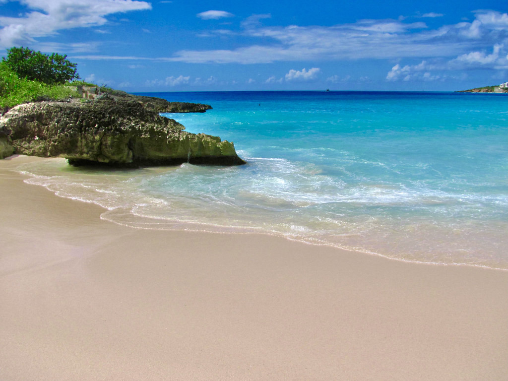 PJ7/W1WIA Sint Maarten