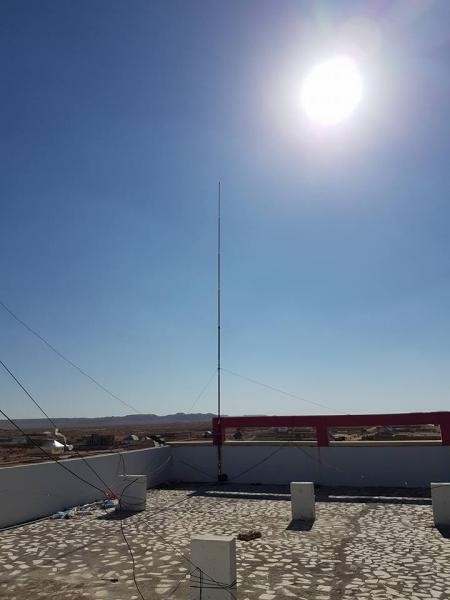6O6O Somalia Vertical antenna