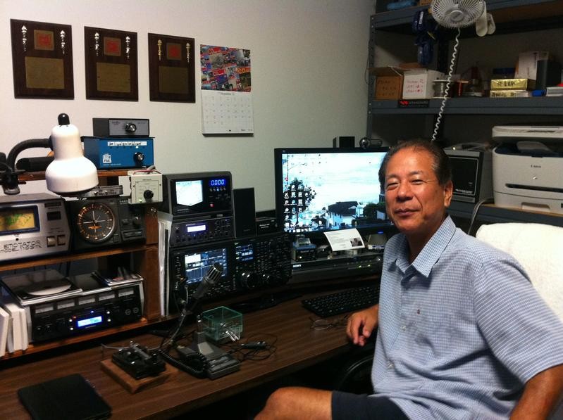 AH7C Tetsuo Tanaka, Aiea, Oahu Island, Hawaiian Islands. Radio Room Shack.