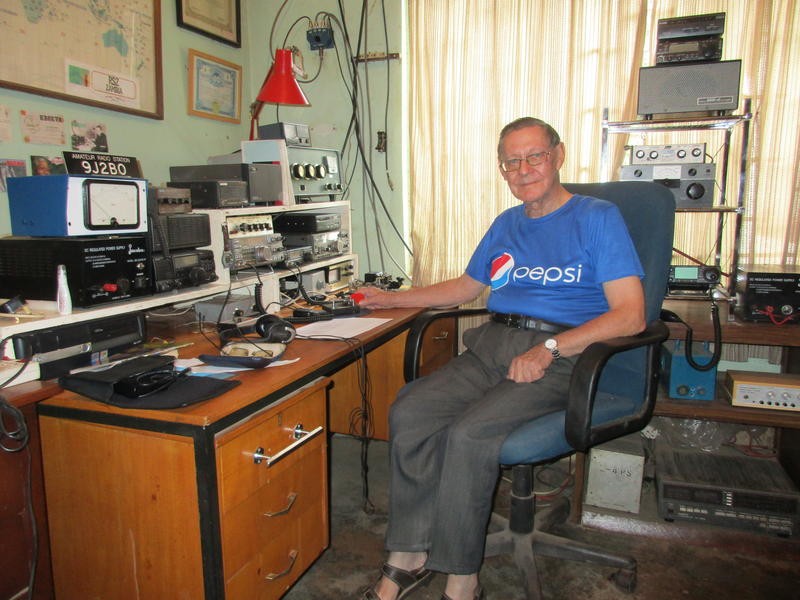9J80FOC Brian Otter, Lusaka Zambia. Radio Room Shack.