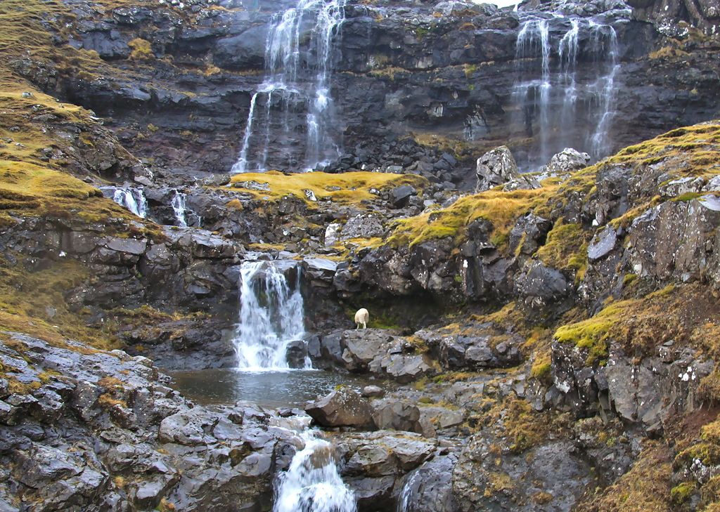 Faroe Islands OY/LA8FOA OY/LA6RHA  Faroe Islands OY/LA8FOA OY/LA6RHA