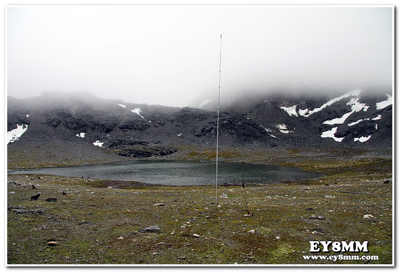 Антенна на 160 метров на берегу пресного озера VP8ORK Южно Оркнейские Острова Антенна на 160 метров на берегу пресного озера VP8ORK Южно Оркнейские Острова