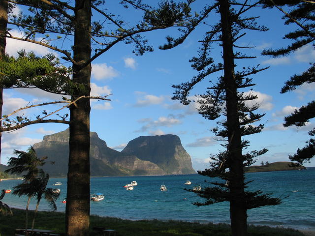 Lord Howe Island VK9LL DX News 2013