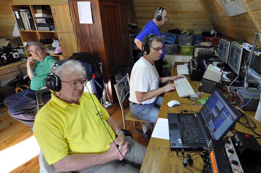 Madeira CR3L UA9MA DJ2YA DL5AXX UA9PM Madeira CR3L UA9MA DJ2YA DL5AXX UA9PM