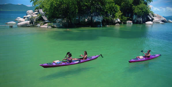 Malawi DX News 7Q7HB 2011 Malawi DX News 7Q7HB 2011