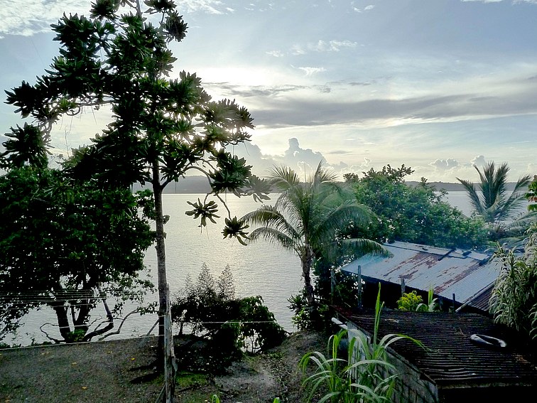 Nendo Island H40FN H40FK 2012 Nendo Island H40FN H40FK 2012