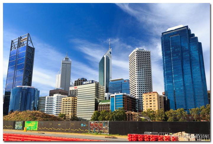 Perth EY8MM FT5ZM Perth EY8MM FT5ZM