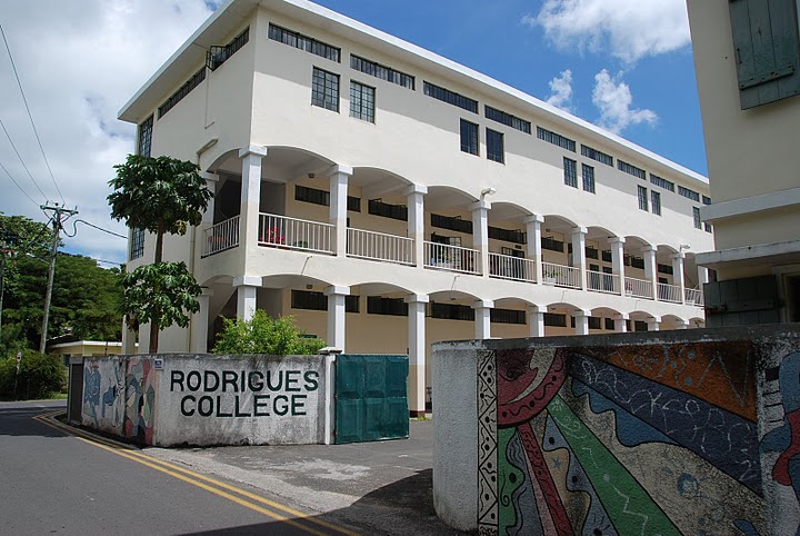 Rodrigues Island DX News 3B9/SP2FUD