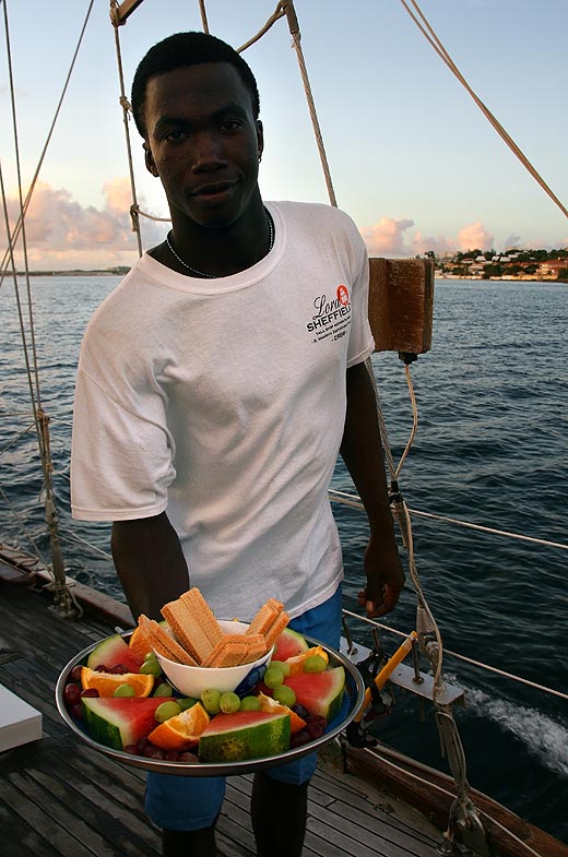 Sint Maarten PJ7ROJ DX News