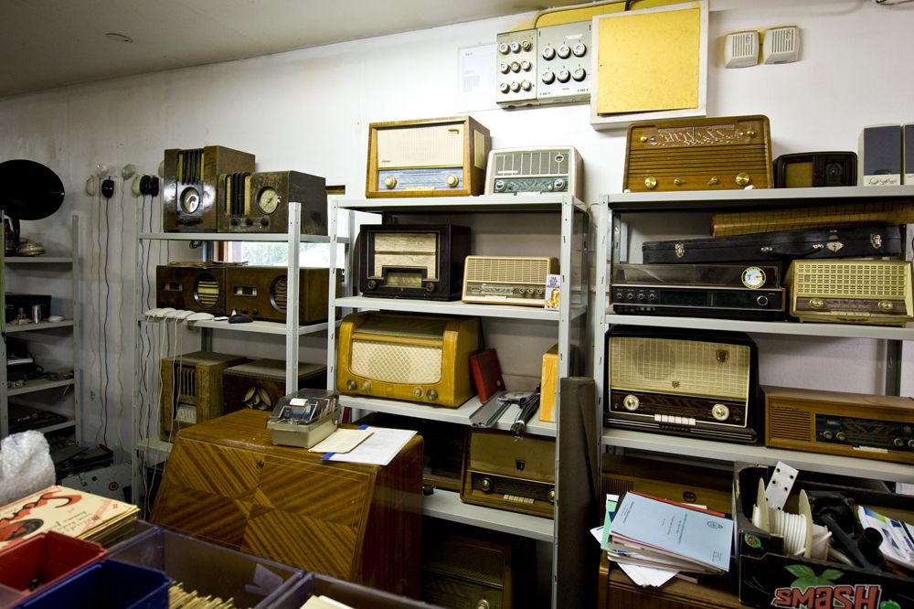 Sweden SM2DMU Collection of old radios Sweden SM2DMU Collection of old radios