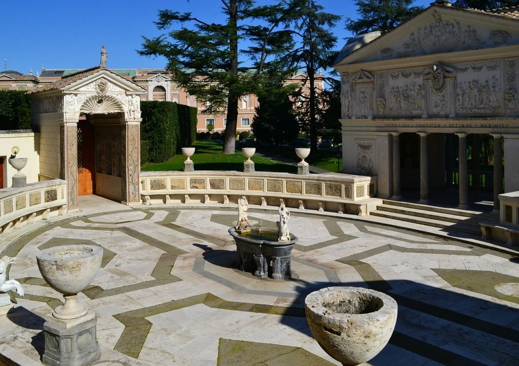 Ватикан HV0A Сады Ватикана Ватикан HV0A Сады Ватикана