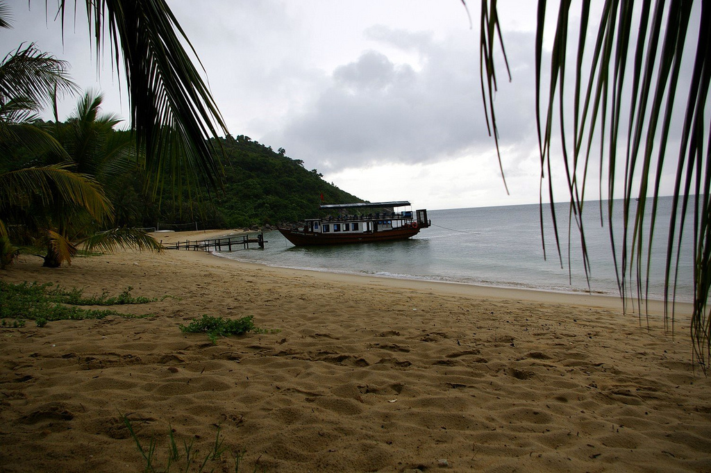 3W9CI Cham Islands Tourist attractions spot 3W9CI Cham Islands Tourist attractions spot