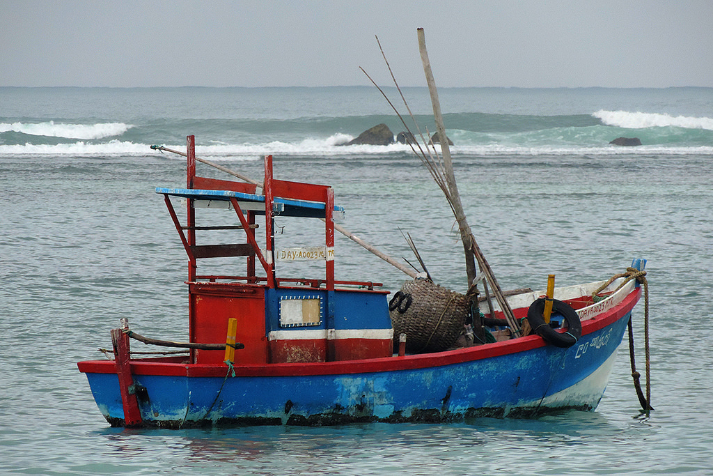 4S7IGG Велигама, Шри Ланка Рыболовецкое судно