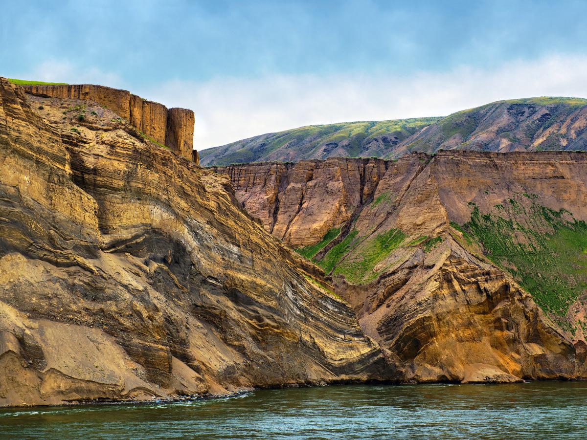 5H1RR Golden Hills, Zanzibar Archipelago, Tanzania