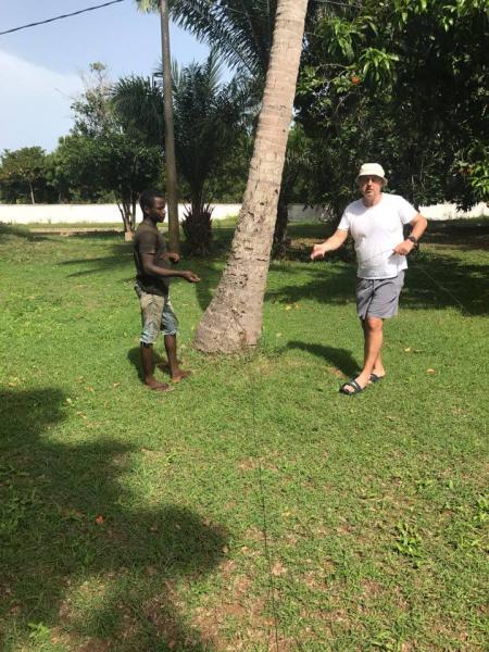 5V7P Togo News 23 April 2017 160m TX Antenna installation Image 1 5V7P Togo News 23 April 2017 160m TX Antenna installation Image 1