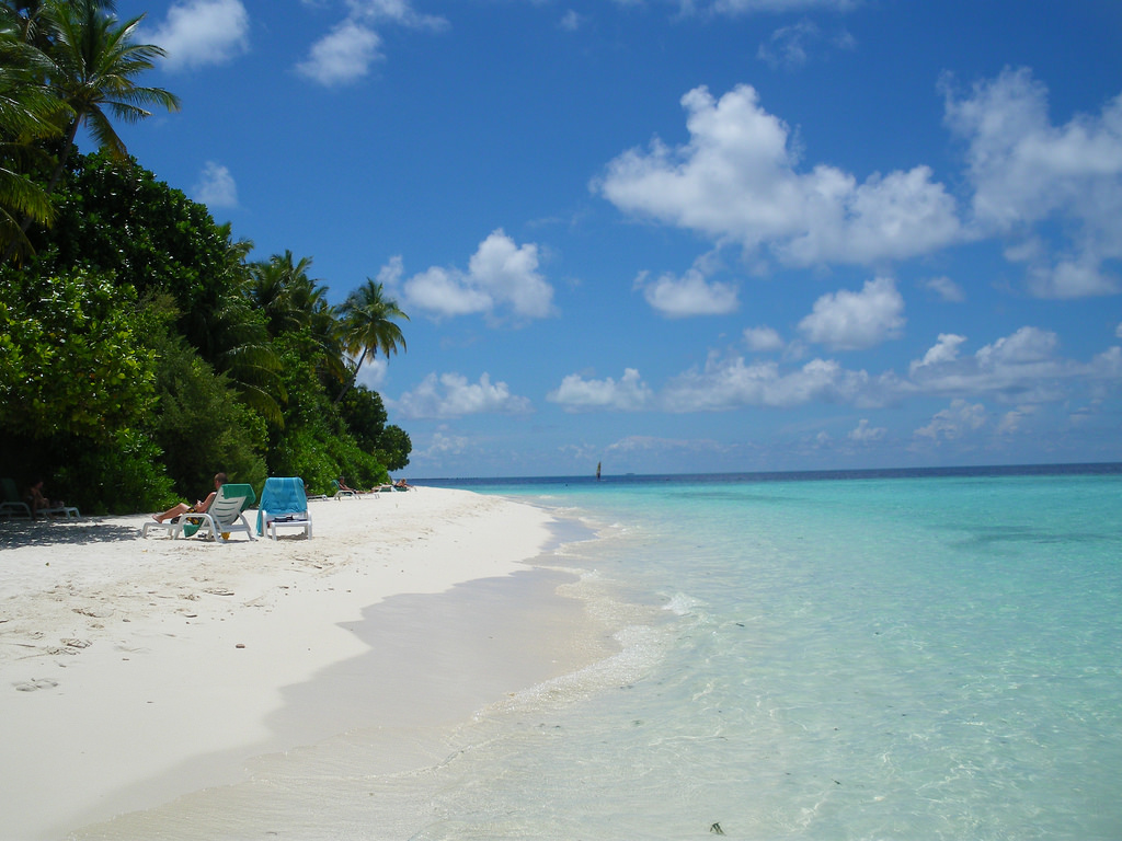 8Q7EC Пляж, остров Бияду, Мальдивские острова. DX Новости.