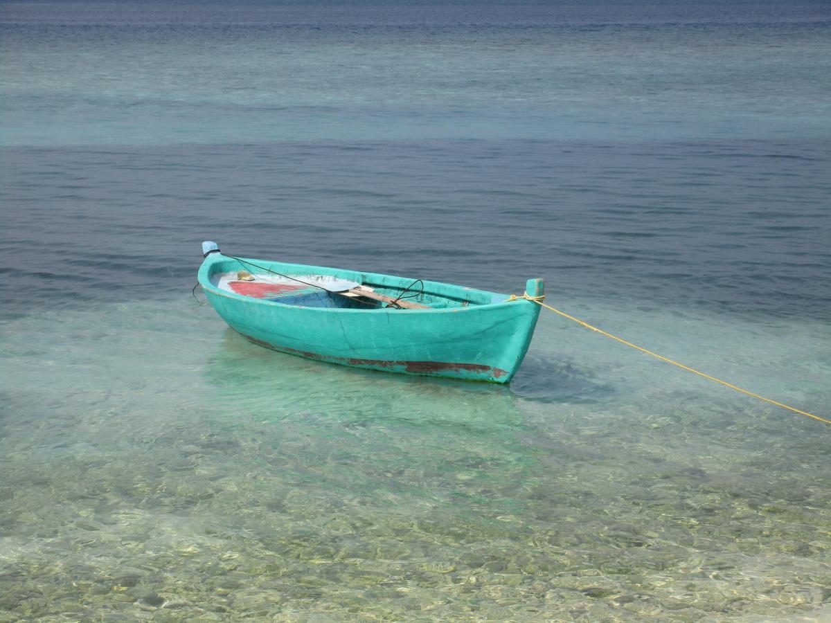 8Q7UA Остров Укулхас Мальдивские острова