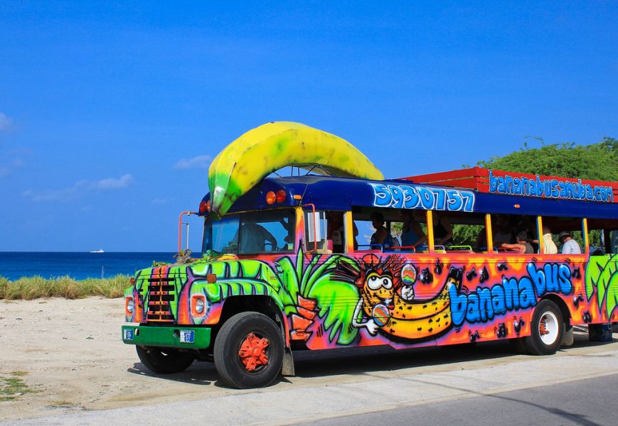 Aruba P40FA Banana bus.