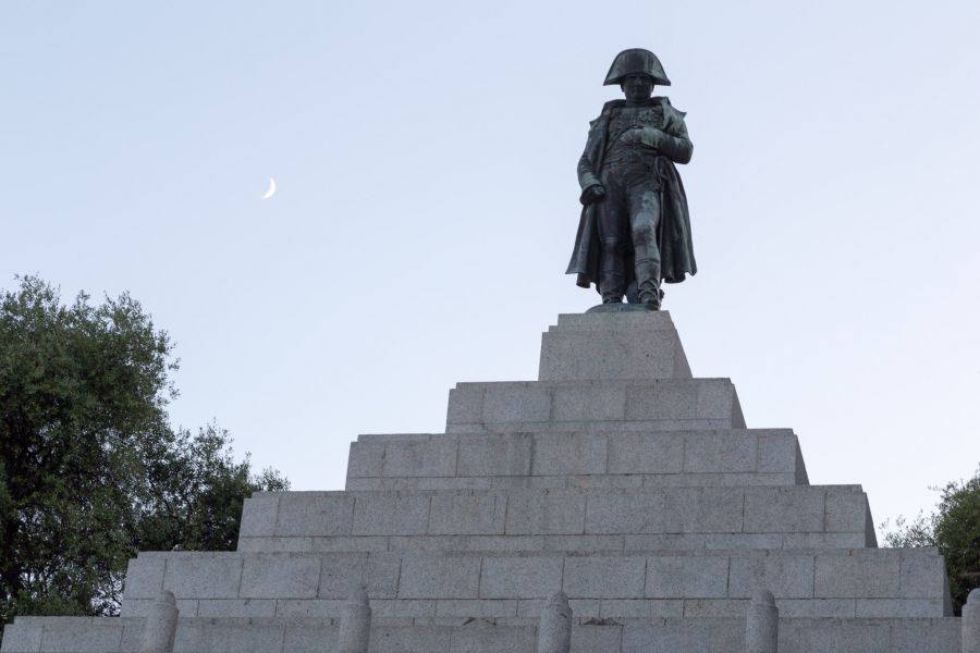 Корсика TK2A Туристические достопримечательности Наполеон Бонапарт. Tourist attractions spot Napoleon Bonaparte Monument. Корсика TK2A Туристические достопримечательности Наполеон Бонапарт. Tourist attractions spot Napoleon Bonaparte Monument.